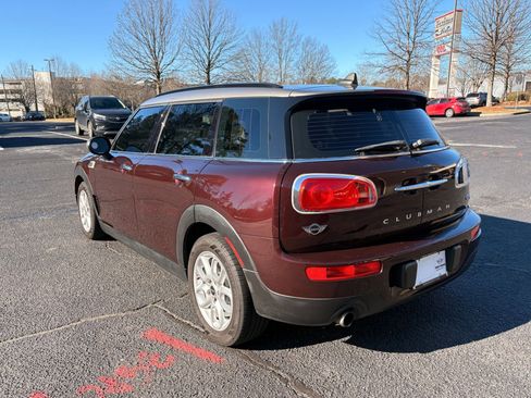 Used 2016 MINI Cooper Clubman image 3