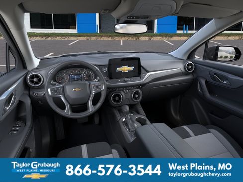 New 2026 Chevrolet Blazer LT w/ Convenience Package FWD image 15