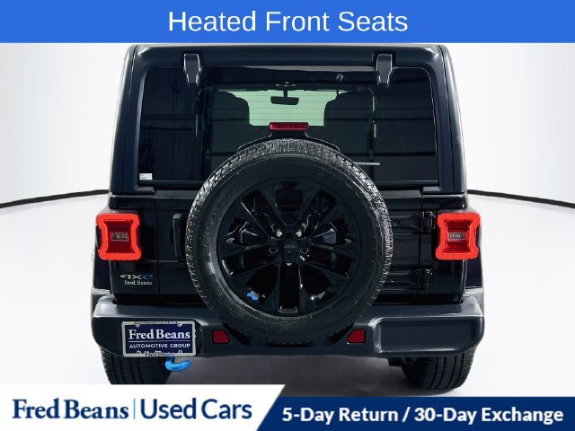 Used 2023 Jeep Wrangler Unlimited Sahara w/ Cold Weather Group AWD/4WD image 7