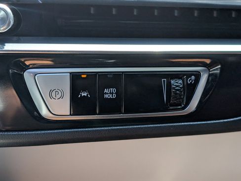 Used 2024 Cadillac Lyriq Luxury w/ LPO, Floor Liner Package RWD image 31