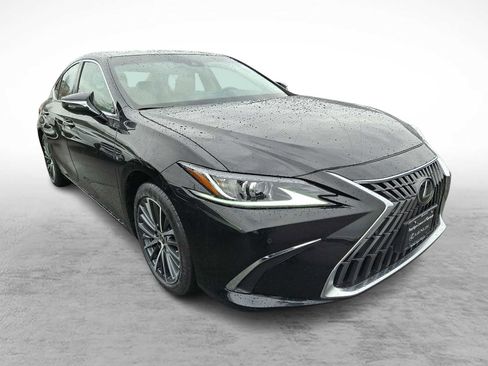 Used 2024 Lexus ES 300h w/ Premium Package image 3