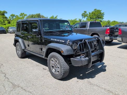 Used 2016 Jeep Wrangler Unlimited Rubicon w/ Connectivity Group AWD/4WD image 1