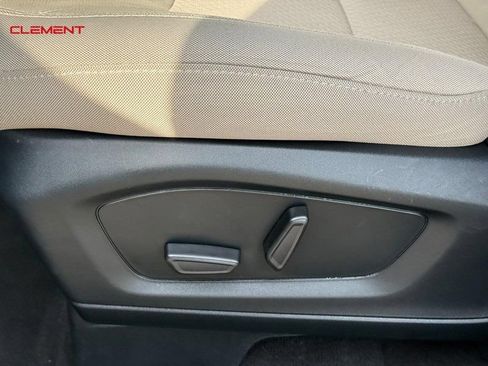 Used 2023 Ford Explorer 4WD image 24