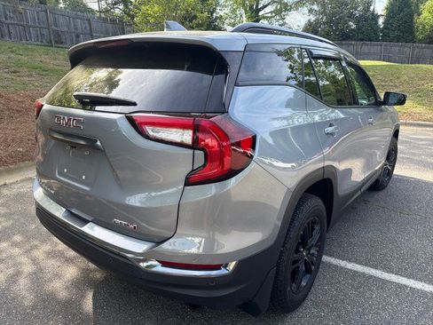 Used 2024 GMC Terrain AT4 image 4