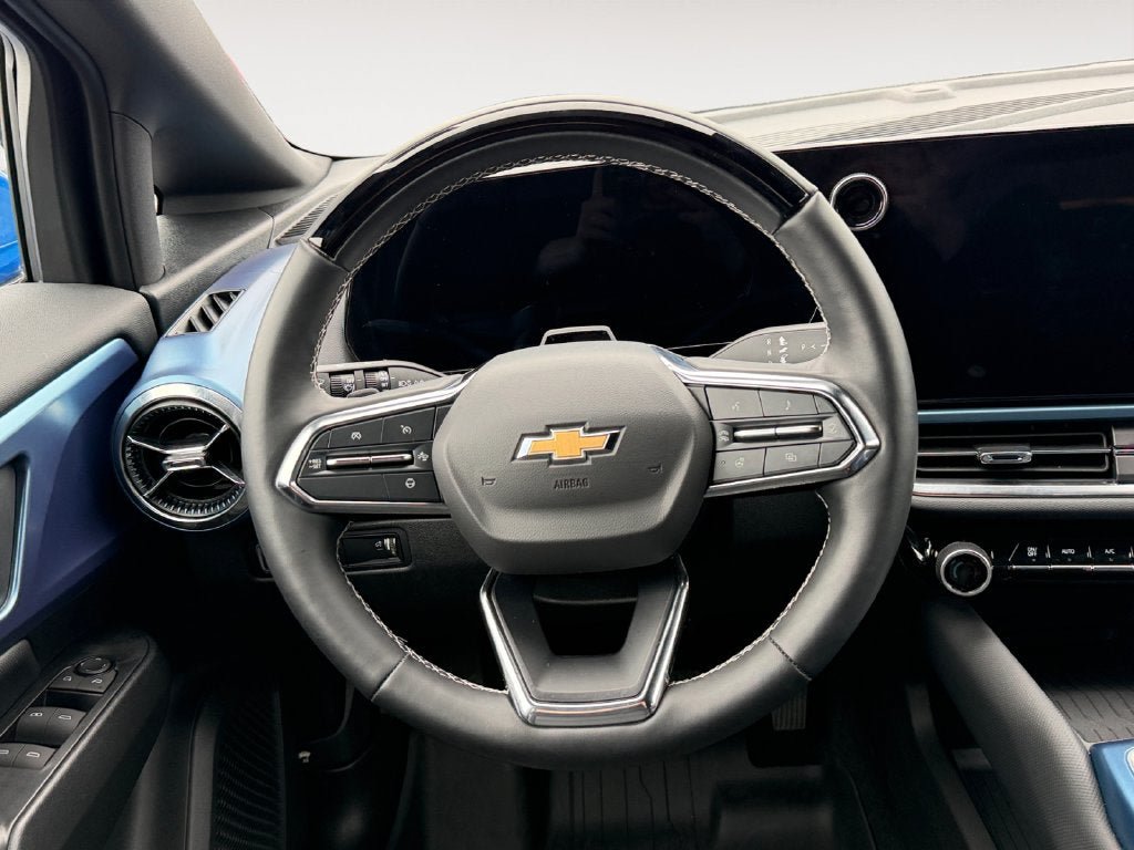 Used 2024 Chevrolet Equinox EV LT w/ Active Safety Package 3 AWD/4WD image 14