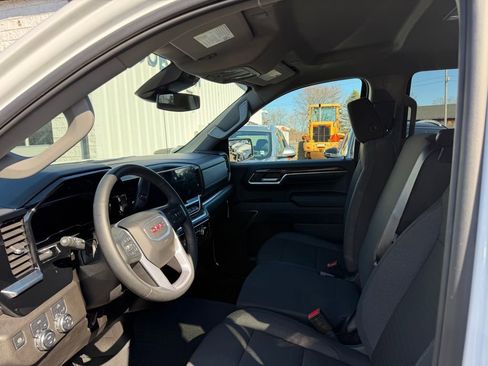 Certified 2024 GMC Sierra 1500 Elevation AWD/4WD image 12