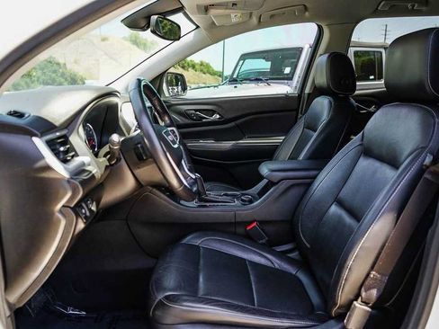 Used 2018 GMC Acadia SLT AWD/4WD image 18