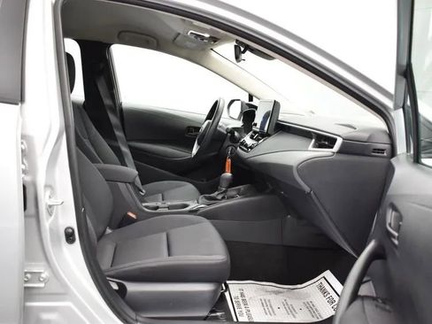 Used 2024 Toyota Corolla LE image 16