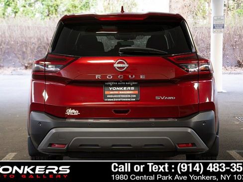 Used 2022 Nissan Rogue SV AWD/4WD image 19