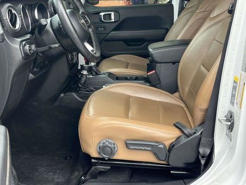 Used 2022 Jeep Gladiator Overland w/ Popular Equipment Package image 13