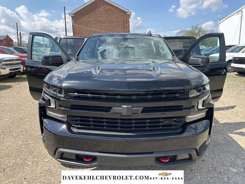 Used 2021 Chevrolet Silverado 1500 LT Trail Boss w/ Convenience Package II image 9