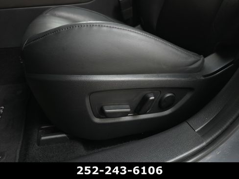 Used 2023 MAZDA CX-30 2.5 Turbo w/ Premium Package AWD/4WD image 11