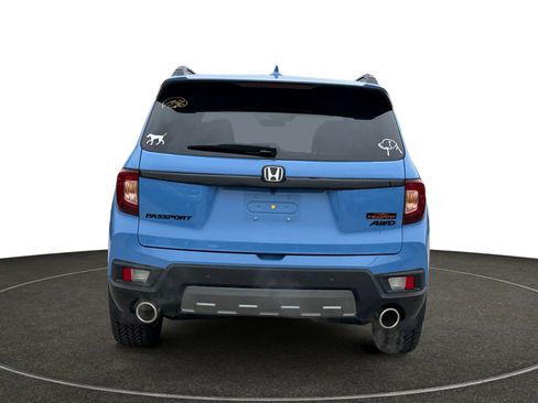 Used 2024 Honda Passport TrailSport image 5