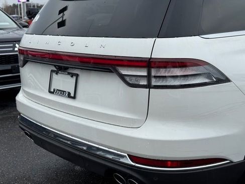 New 2026 Lincoln Aviator Reserve image 6