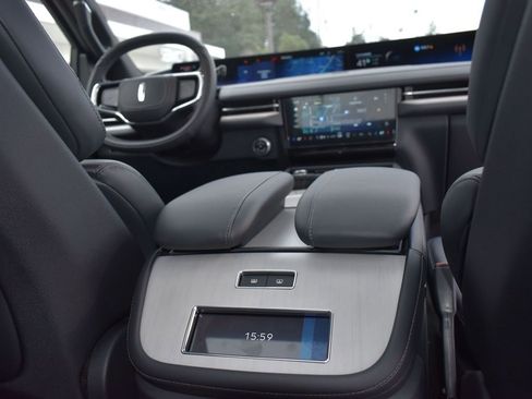 Used 2024 Ford Ranger XL w/ Trailer Tow Package image 23