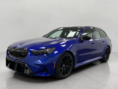 New 2027 BMW M5 Touring AWD/4WD image 9