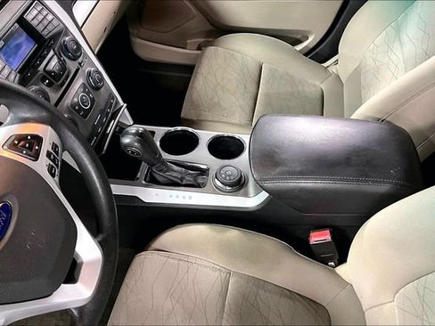 Used 2013 Ford Explorer 4WD w/ Class III Trailer Tow Pkg image 17