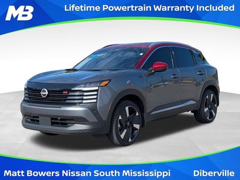 Used 2025 Nissan Kicks SR w/ SR Premium Package AWD/4WD image 1
