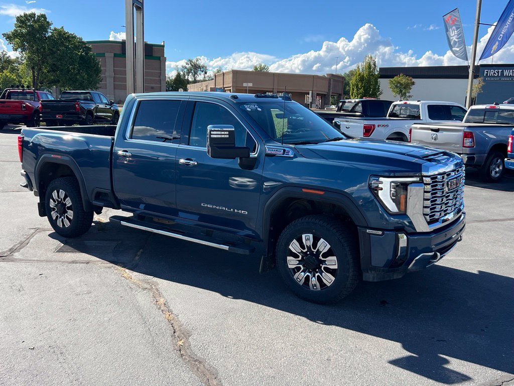 Certified 2024 GMC Sierra 3500 Denali w/ Denali Reserve Package AWD/4WD image 9
