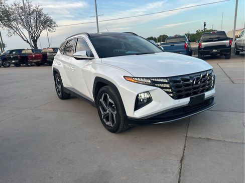 Used 2022 Hyundai Tucson Limited w/ Cargo Package image 2