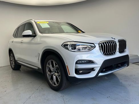 Used 2021 BMW X3 sDrive30i w/ Executive Package RWD image 2