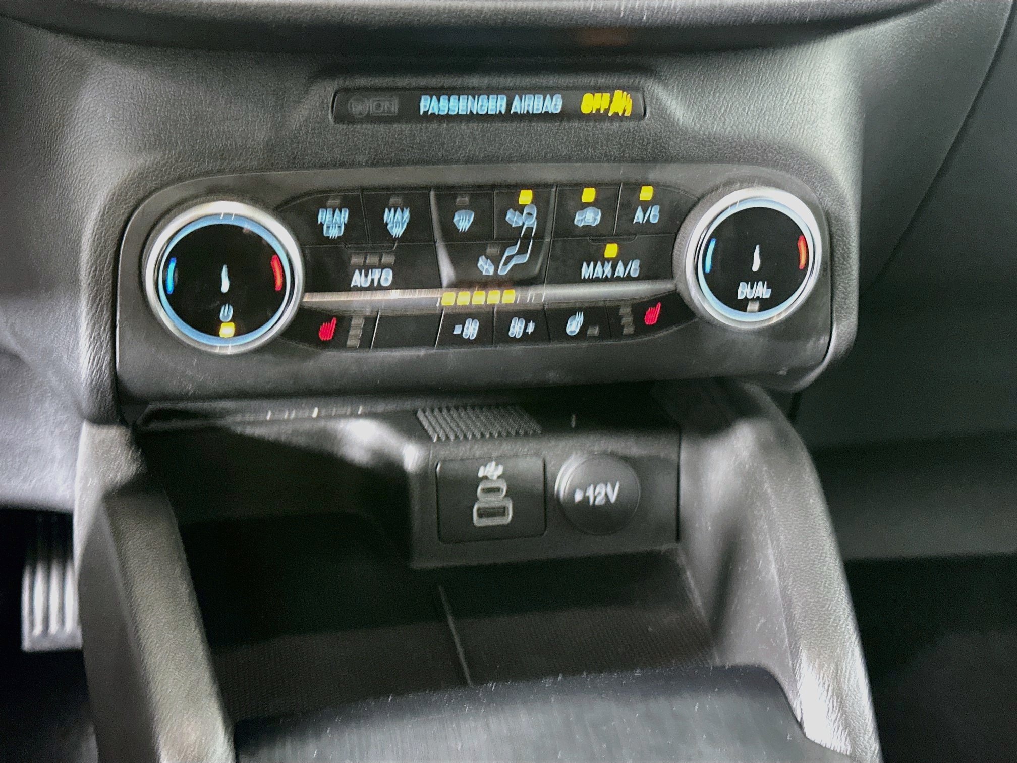 Used 2025 Ford Escape ST-Line Select AWD/4WD image 22