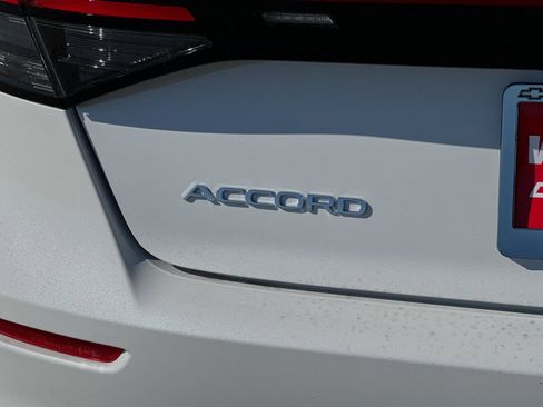 Certified 2025 Honda Accord SE image 24