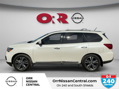 Used 2018 Nissan Pathfinder Platinum image 8