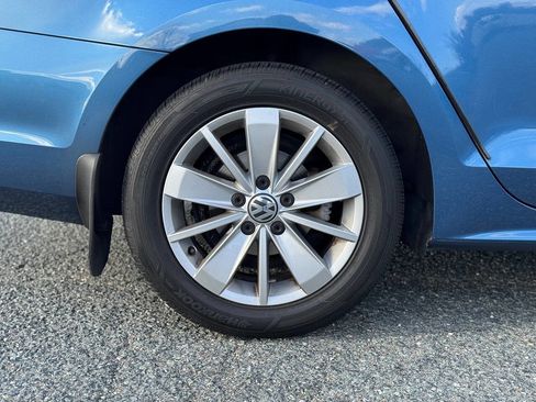 Used 2015 Volkswagen Jetta SE image 18