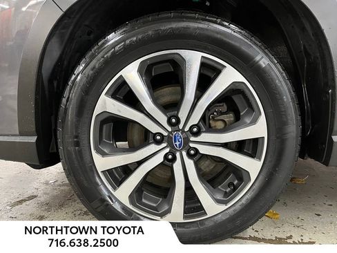 Used 2024 Subaru Forester Limited image 25