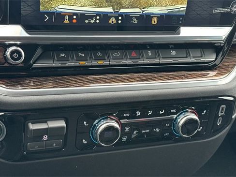 New 2026 GMC Sierra 1500 SLE w/ Preferred Package image 23