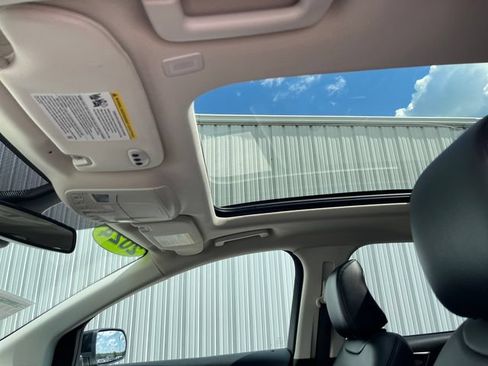 Used 2024 Ford Edge SEL w/ Convenience Package AWD/4WD image 22