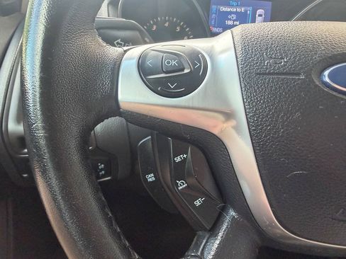 Used 2013 Ford Focus SE FWD image 23