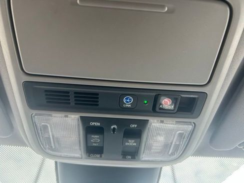 Used 2022 Honda Odyssey Elite image 35