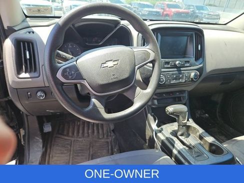 Used 2018 Chevrolet Colorado W/T w/ WT Convenience Package AWD/4WD image 5