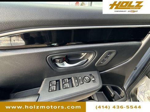Used 2025 Honda Pilot Touring image 24