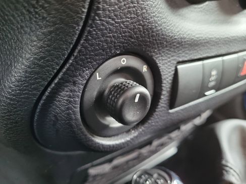 Used 2016 Jeep Wrangler Sport w/ Quick Order Package 23S image 28