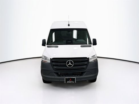 New 2025 Mercedes-Benz Sprinter 2500 image 2