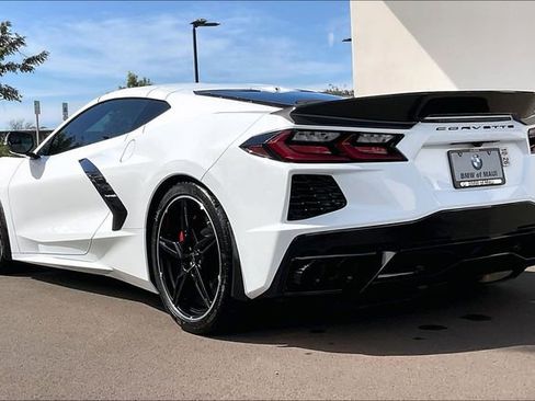 Used 2022 Chevrolet Corvette Stingray Premium Cpe w/ Z51 Performance Package image 10