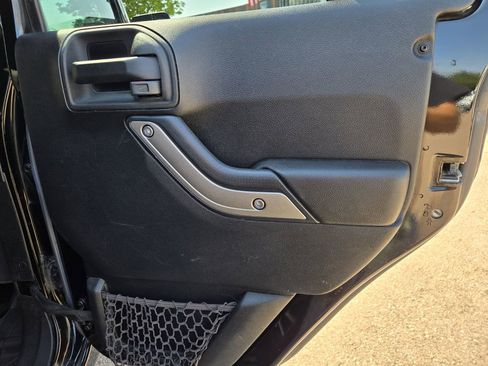 Used 2015 Jeep Wrangler Unlimited Sport w/ Quick Order Package 24S image 20