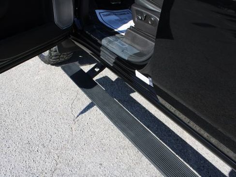 Used 2024 GMC Sierra 3500 Denali w/ Denali Reserve Package image 22