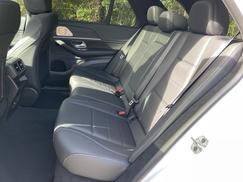 New 2026 Mercedes-Benz GLE 450 4MATIC image 35