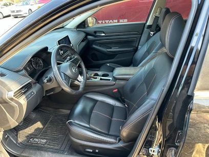 Certified 2022 Nissan Altima 2.5 SR
