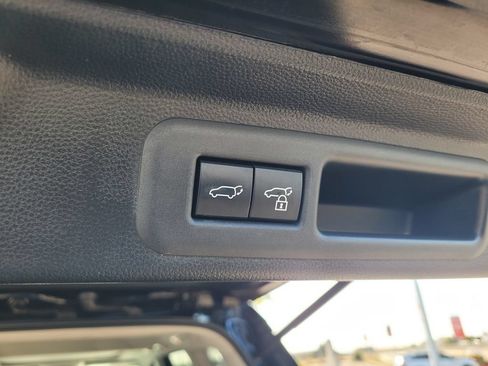 Used 2024 Toyota Sequoia Limited AWD/4WD image 7