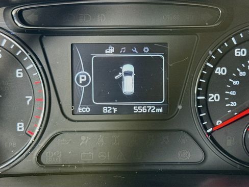 Used 2017 Kia Sorento FWD image 16