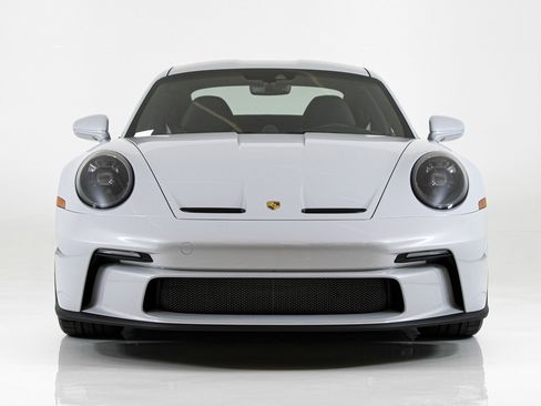 Used 2024 Porsche 911 GT3 RS RWD image 9