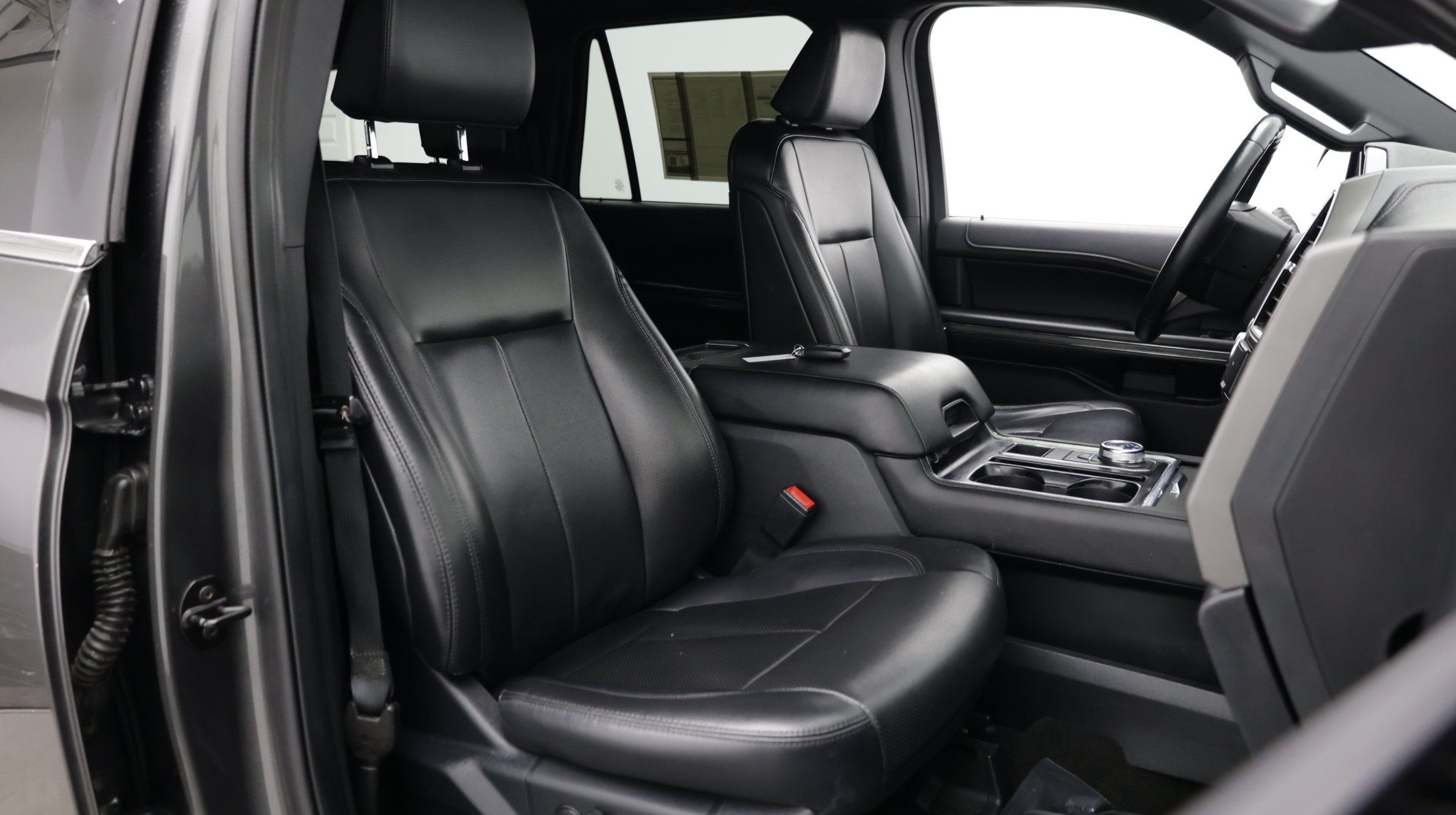 Used 2021 Ford Expedition XLT RWD image 46