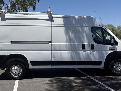 Used 2021 RAM ProMaster 2500 FWD image 7