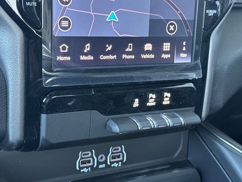 New 2026 RAM 1500 4x4 Crew Cab image 19