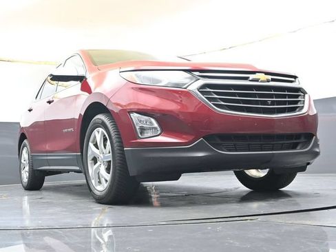 Used 2020 Chevrolet Equinox Premier AWD/4WD image 36